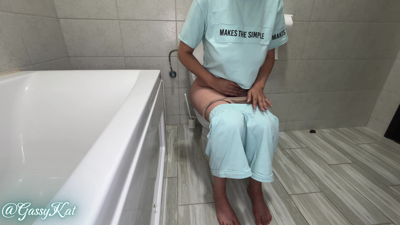 GassyKat: La toilette quotidiana episodio 27