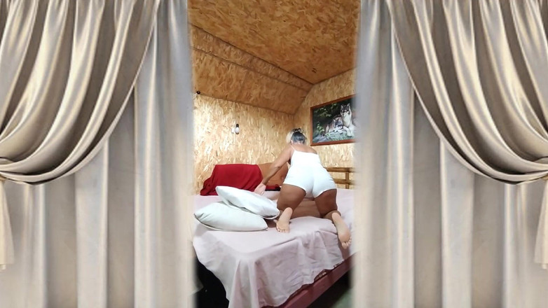 Lukerya: Nové ráno horké hospodyně