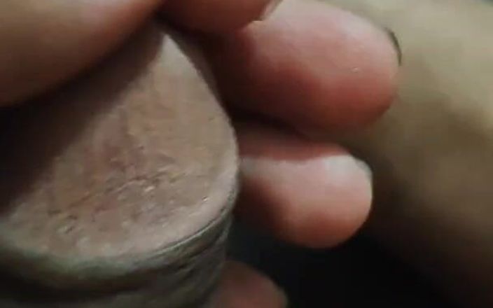 Bhola: Indyjski Desi chłopiec pokazuje dużego i twardego penisa