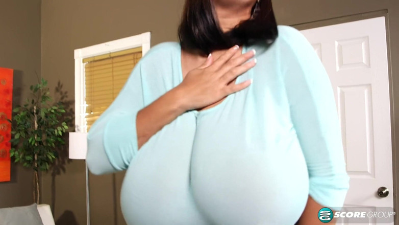 Scoreland: Roxi Red Ripped Clothes and Massive Natural Tit-tunnel