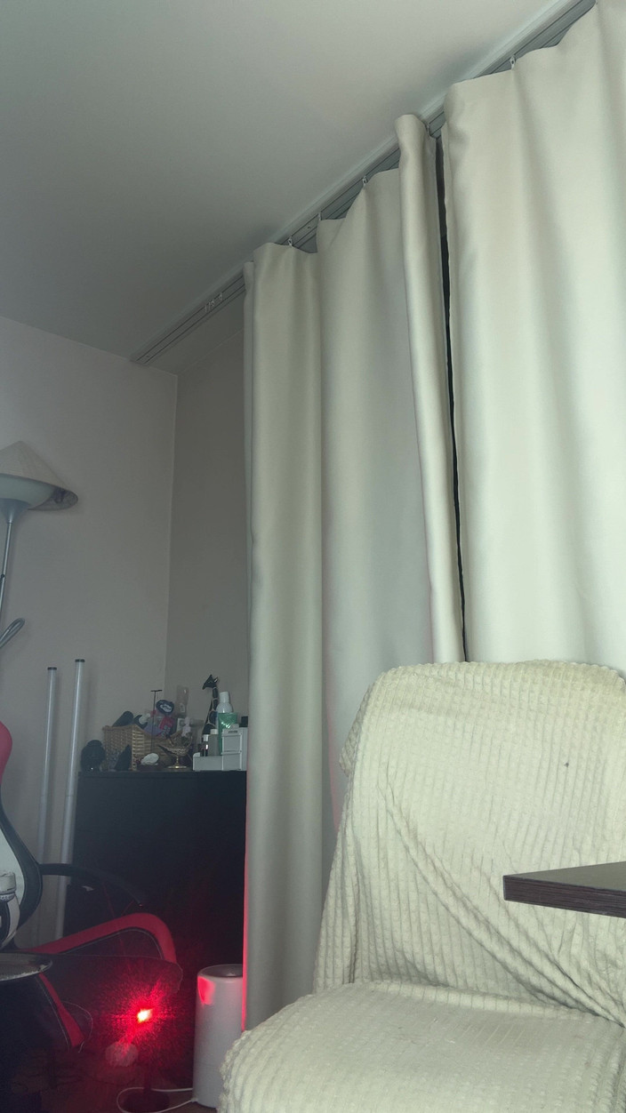 Skinny_lady69: Sono il tuo regalo di natale