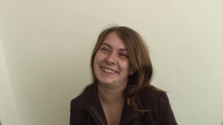 German amateur couples: Sexy Looking Babe From Germany Pleasing a Cock in POV...