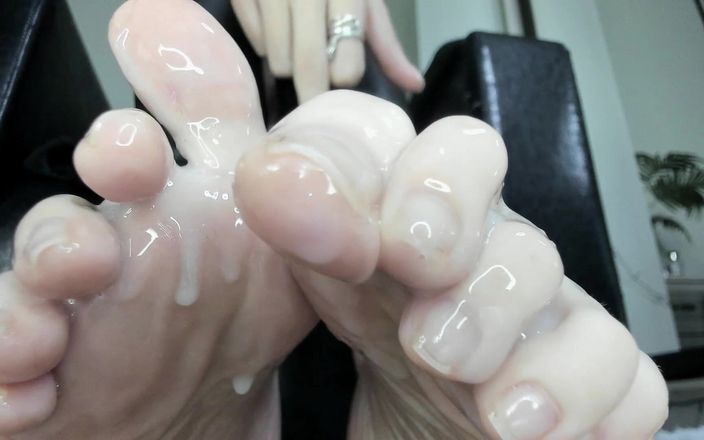 Feet lady: 哦高潮