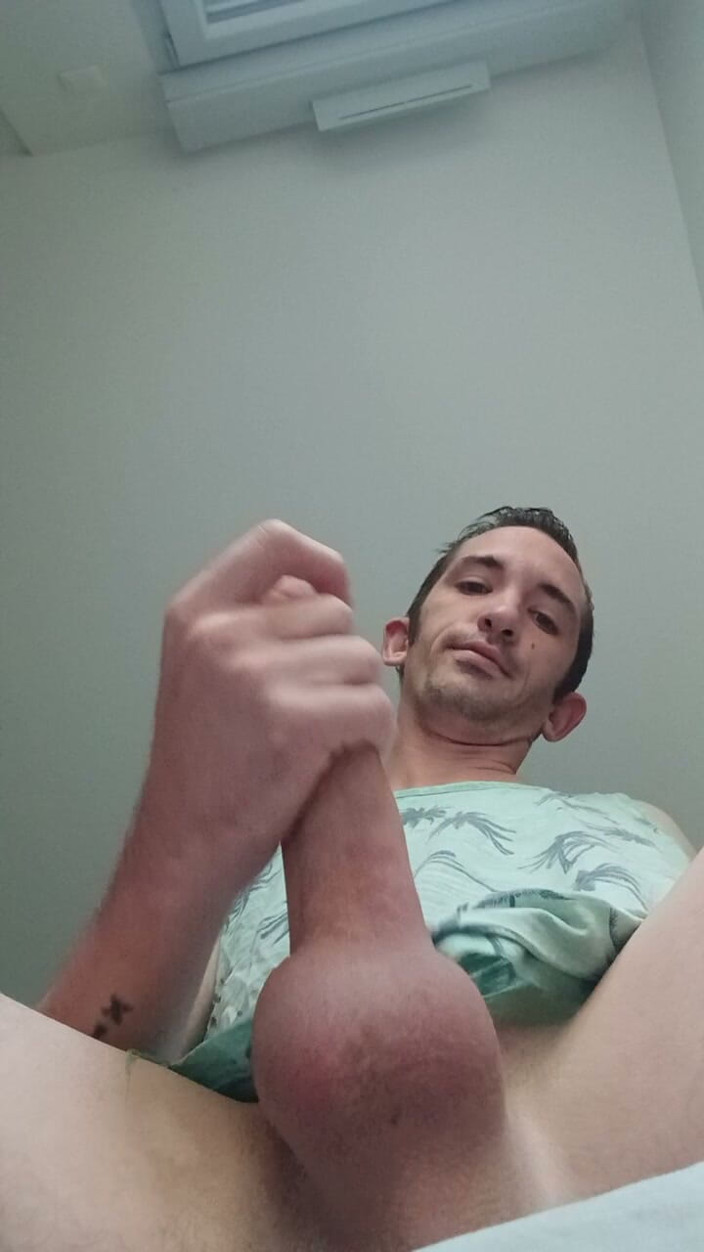 Alexis bondoux: Xxl Penis of a Young Guy with His Big Cumshot