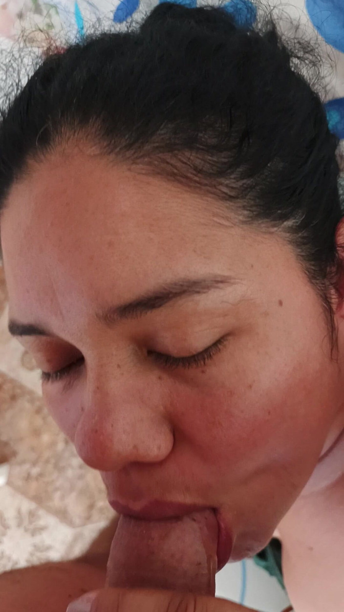 Valkyrie and Luigy Couple: Heerlijke pijpbeurt van mijn vrouw