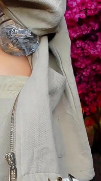 Latina Aux Cheveux Roux Et Aux Cheveux Parfaits Veut Juste Être Baisée Et Laisser Son Sperme Sur Son Corps