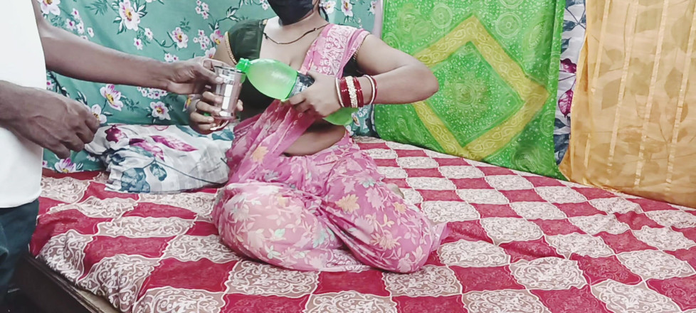 Sexy baby: Bhabhi Shilpa menikmati menunggang zakar hambanya