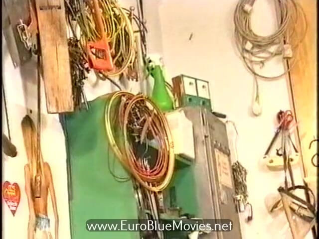 Euro Blue Movies: Шарф и юная экшн 8 1997
