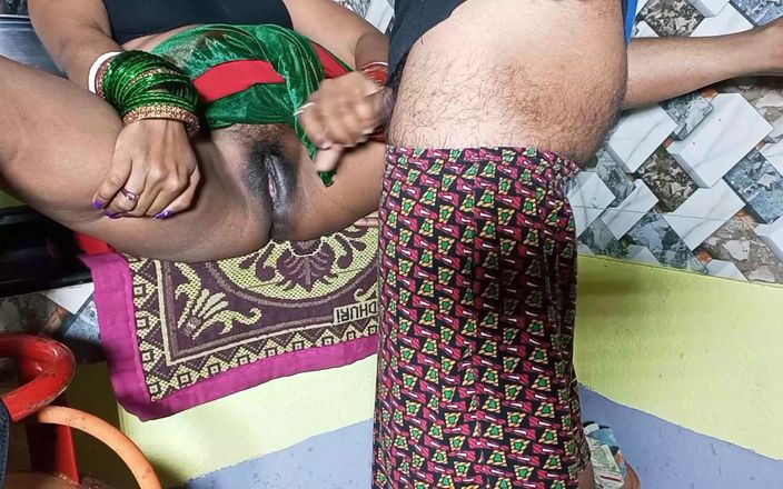 Firee Couple: Fodida bhabhiji trabalhando na cozinha quando ninguém estava em casa
