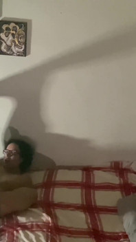 Bigdaddykj : Big Booty Latina Mature gicle sur une grosse bite noire pleine