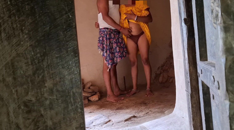 Sumaj: Un beau-frère baise une bhabhi desi