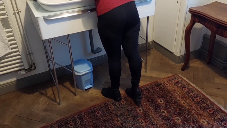 Selena701: Mogen, Blond Fru Gillar Massage, Sex Och Fotfetisch