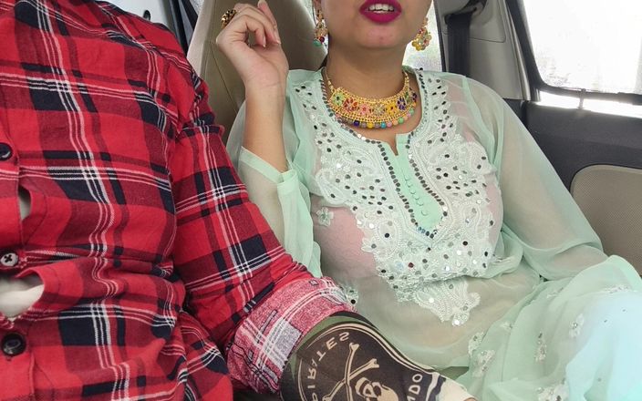 Horny couple 149: Pierwszy raz w samochodzie zerżnięta w piękną indyjską kobietę