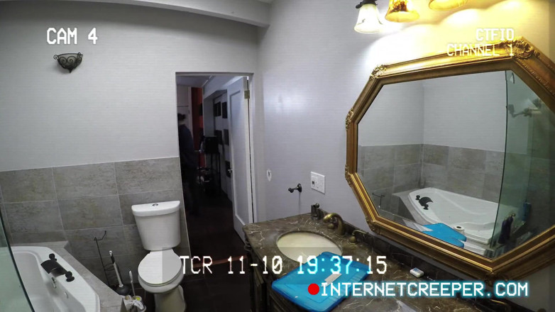 Internet Creeper: Internet Creeper - Damages and domination - Bethany Benz