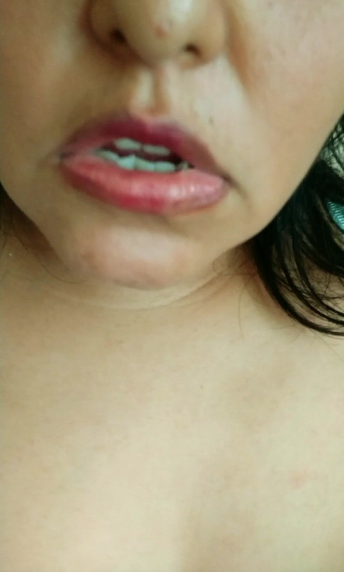 Carla Villalobos: Aku pengen dientot sama kontol besarku sampai mengerang keenakan dan...