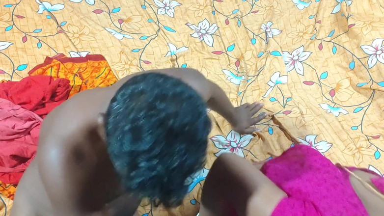 Raju Raju: Покликав сусідку бенгальську жінку додому, роздяг її і трахнув її