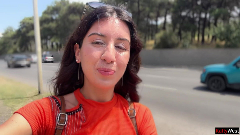 Katty West: Public dans les buissons avec un inconnu et un tir...