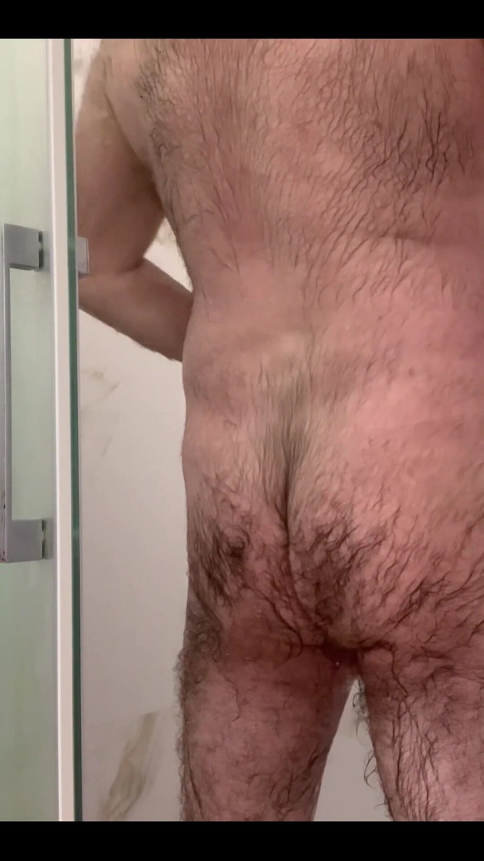 Djdavexxx: Masa mandi, bilik untuk 2