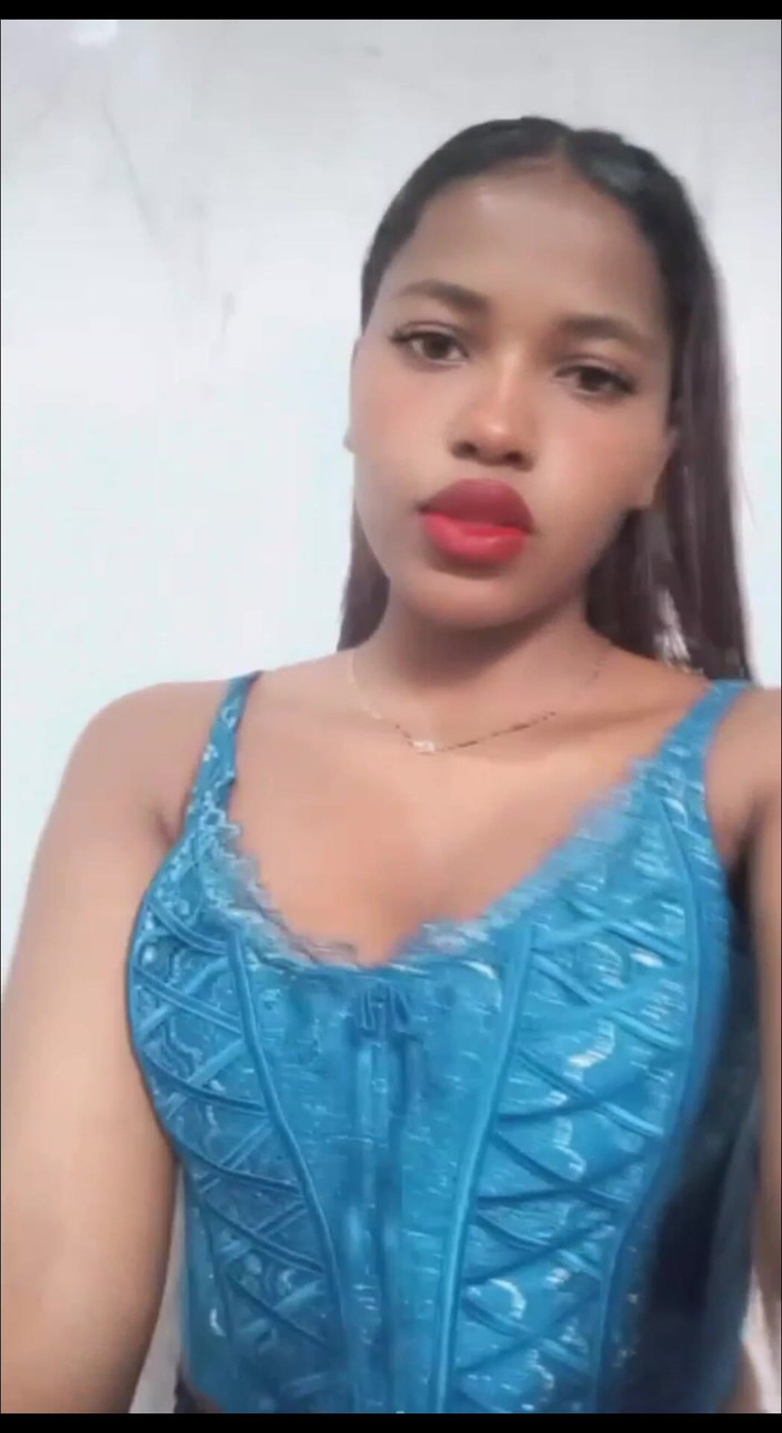 Minayi: Was warten sie darauf, meine offizielle Heiße Inhaltsseite zu besuchen?