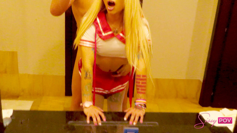 PORNSTARS BEHIND THE SCENES: Sexo em primeiro plano com Audrey Maffia