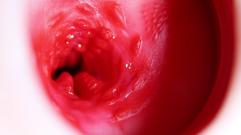 SEXY_GUYBEST: 親友の甘くて光沢のある穴に素敵な大きな頭が滑り込みます!