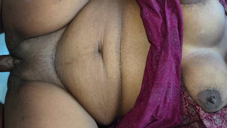 Realmallucouplevlog: Chennai sexy esposa Varsha caliente y romántica masti en camisón...