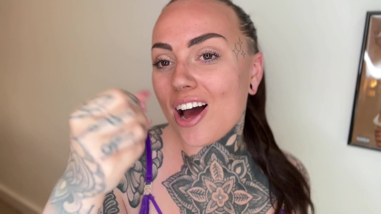 Miss Valentina: Snap Stroke Send