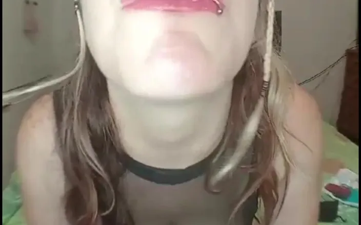 tunoviaputita: Girlfriend Humiliates Her Boyfriend for a Small Dick