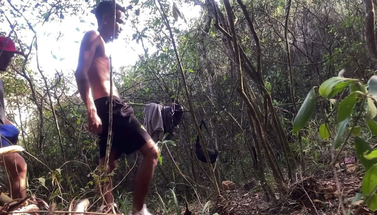 vergar4_daviid: Seks hebben met een nieuwsgierige heteroman