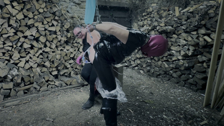 Mistress April: Perverzní v lese