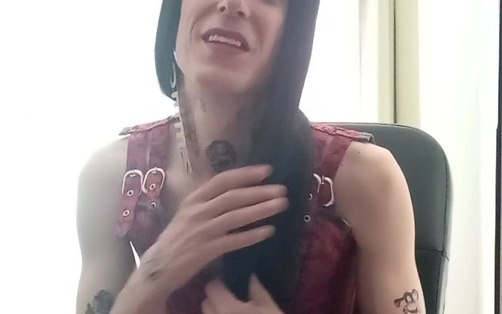 Penelopene27: Crossdresser Exhibicionista