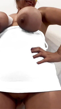 Boob Jumping Chroma Tits