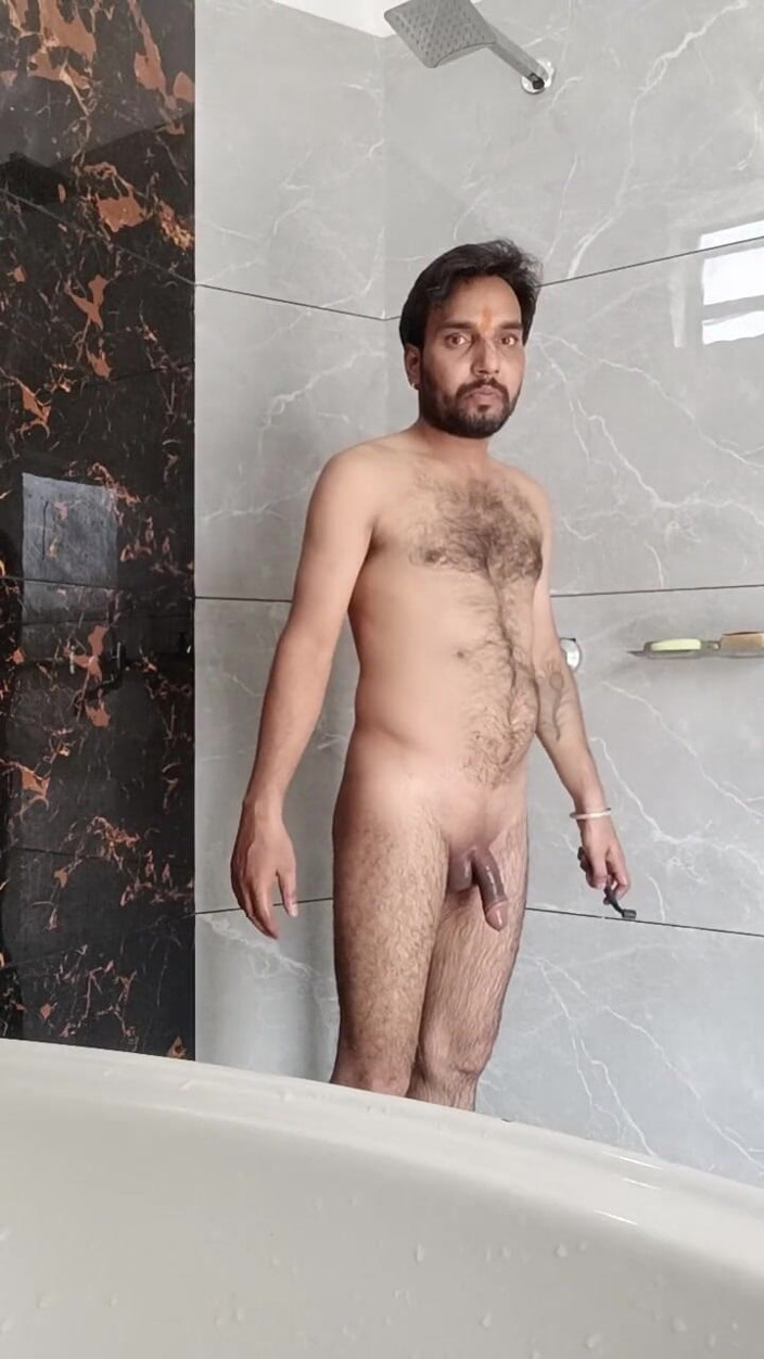 Rajasthani-old-lover: Індійський гарячий чоловік насолоджується мастурбацією з друзями наживо