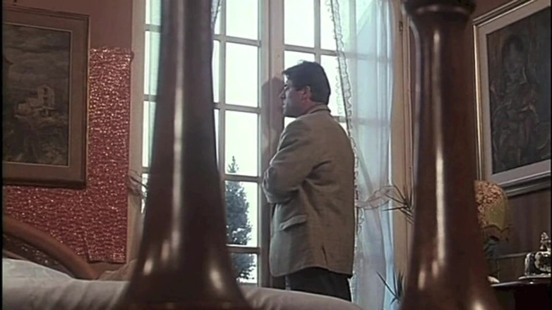 Inthe MILF room: Moana Pozzi Secretly Meets in a Hotel for a Good...