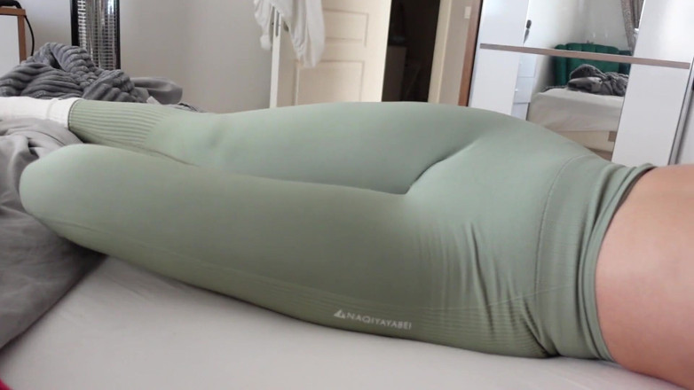 Ghomestory: Footjob! Sa bite adore mes pieds ! POV 4K