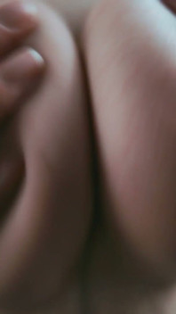 Giantess Gives Fullybody Titfuck to Shrunken BF
