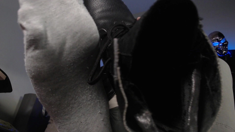 Hunky time: Il Capo in Pelle Ti Ha Scopato La Bocca E...