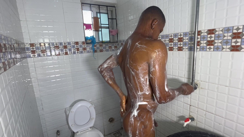 Prettypussy102: Badezimmerfick mit meinem freund