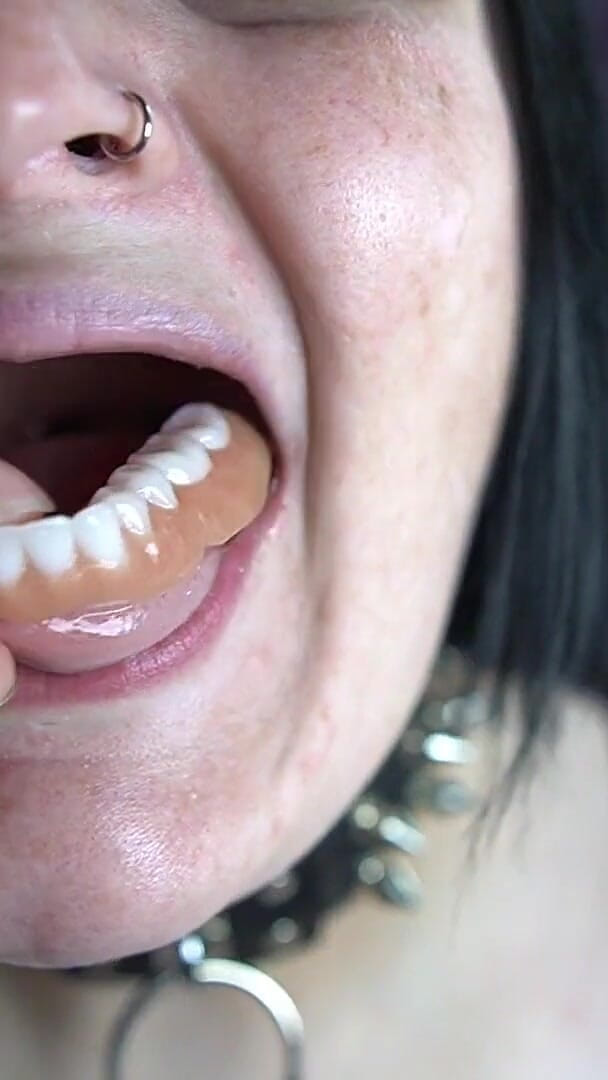 Sexy Goth Plays with Their Dentures (Jerk Off Material Studios)
