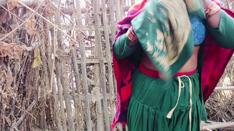 Ghazipur Uttar: Введи его медленно, Раджаджи, моя скидка также для ступней