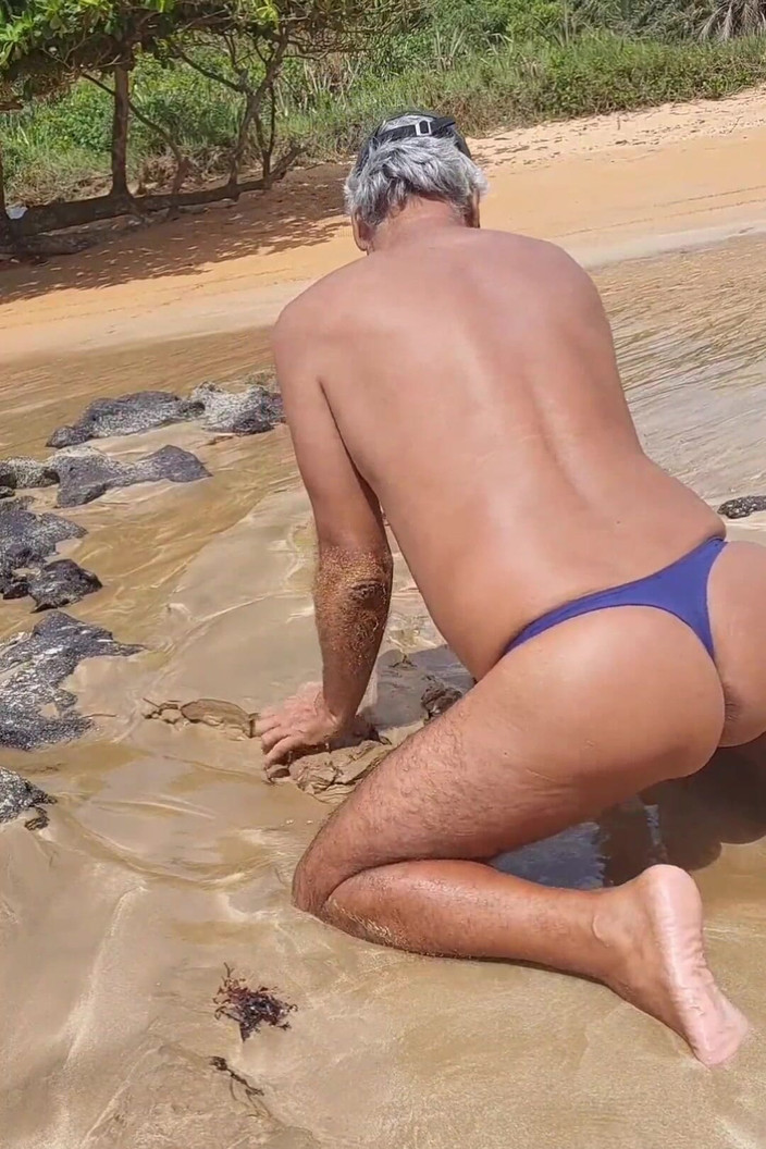 Ladysilvas: Ladysilva Crossdresser Bikini na pláži, že máte bunda 05