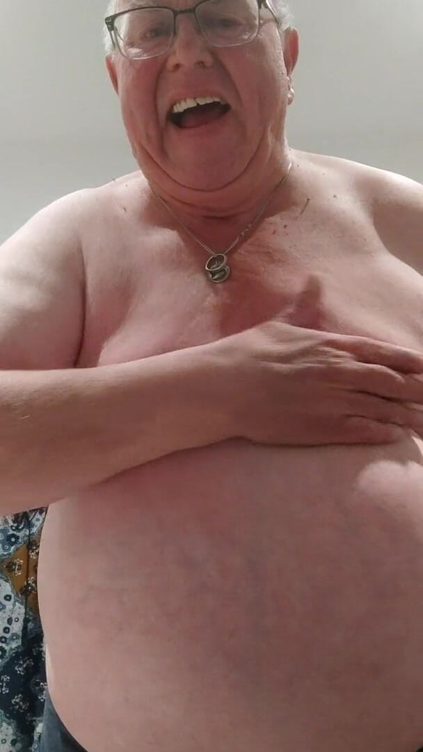Karlchengeil: Agonizing beating on titd