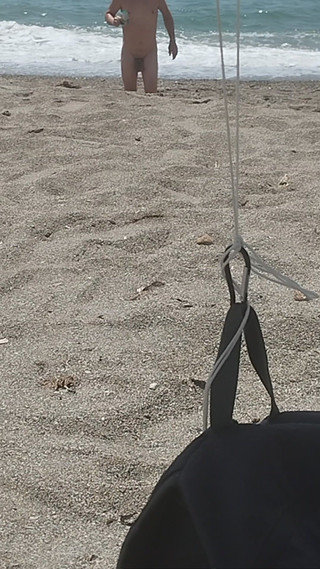 Morbosete000: En La Playa Desnuda Disfrutando