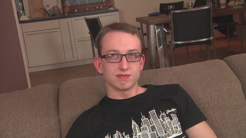 German amateur - 100% German hardcore videos: Perfektní blonďatá milfka má sex