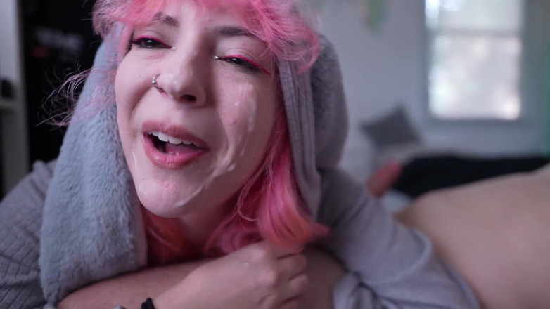 lilredvelvettt: Your Hung Stepdad