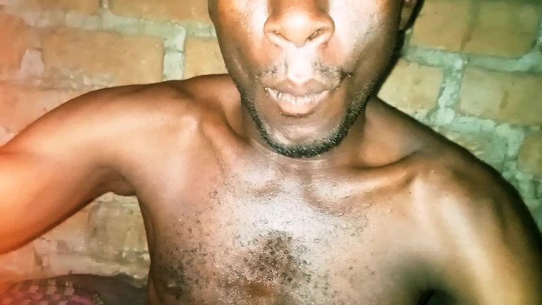 Judith xxx: Chúc may mắn trong tháng mới..