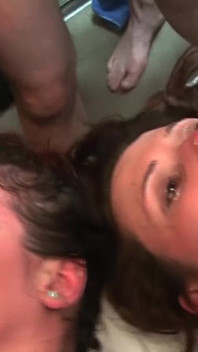 Gangbang berkongkek dengan MILF Monica dan Alice 2