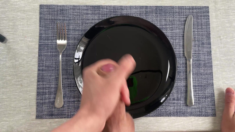 Artem Suchkov: Exclusivo: Este Plato Es Para Ti.