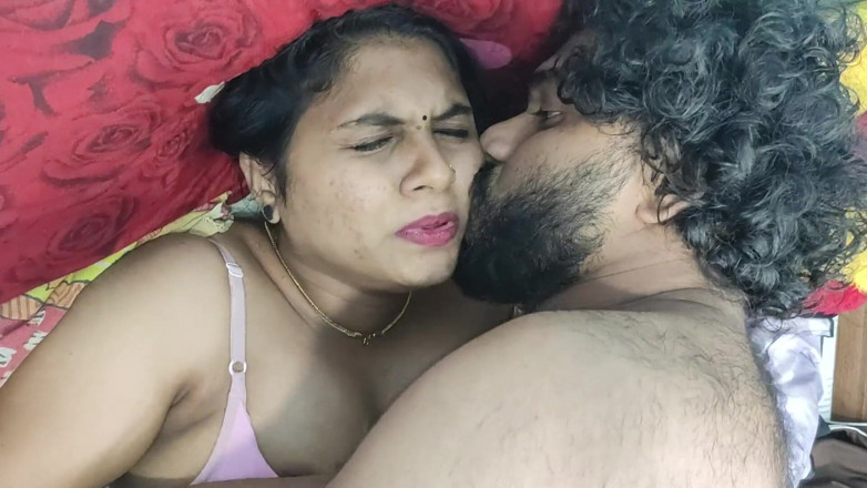 Vaigavarun45: Stiefschwein und stiefbruer heiße romantik mit muschi lecken, möpse lutschen...
