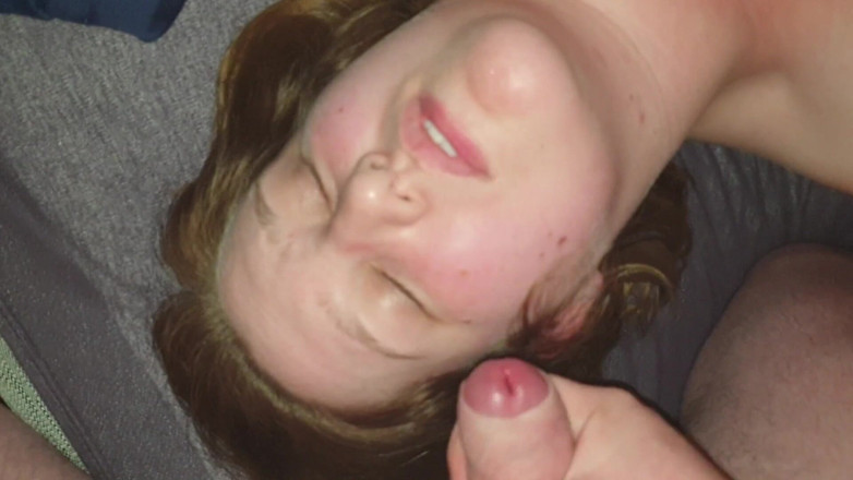 BBW Beth: BBW Beth dildo-fick und gesichtsbesamung